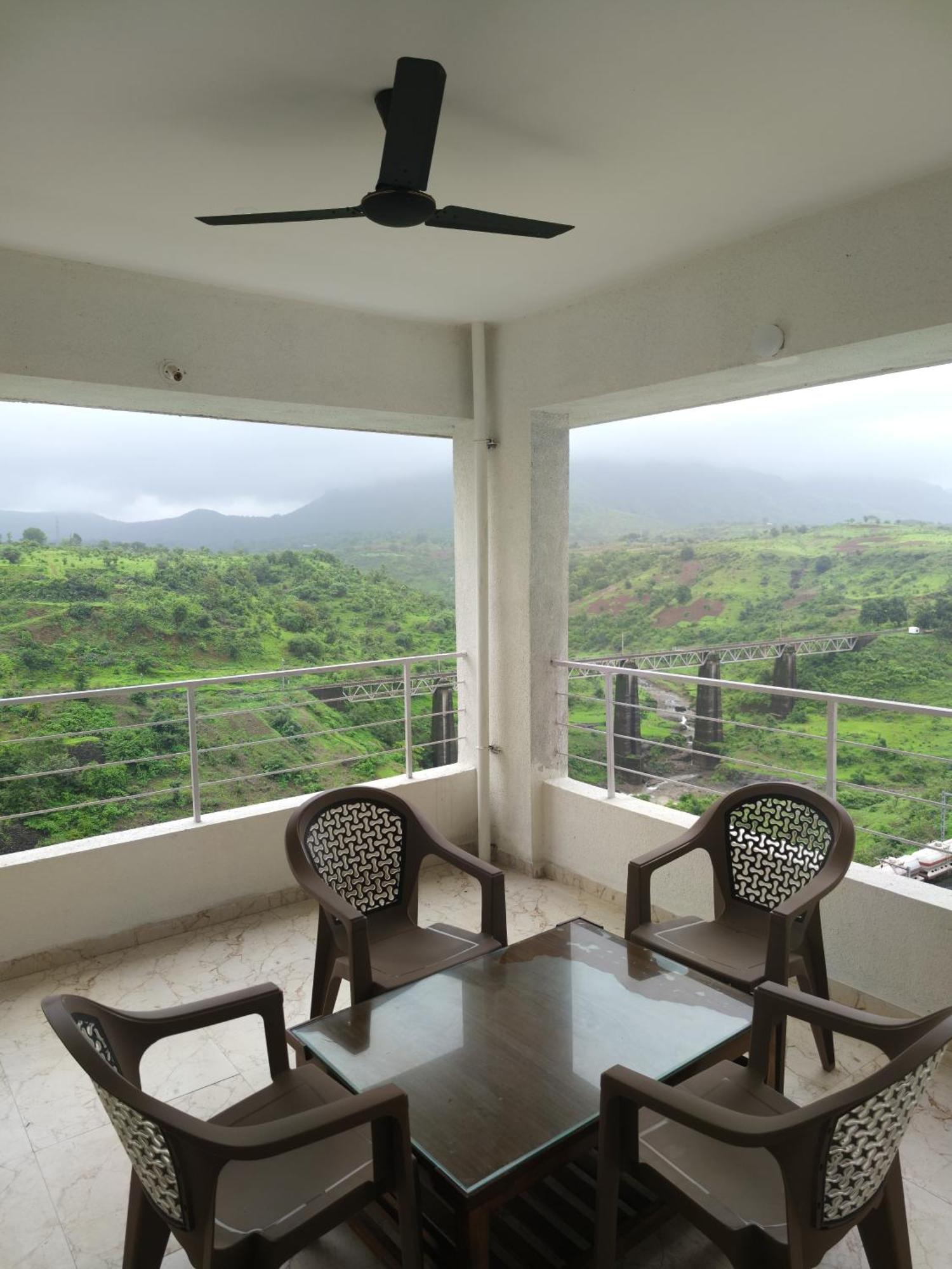 Oxi Valley Resort Igatpuri Εξωτερικό φωτογραφία